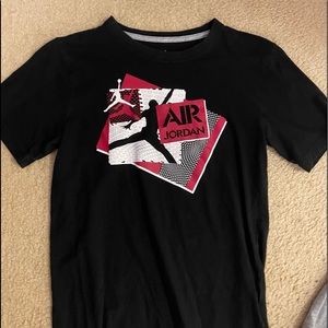 Air Jordan boys L shirt